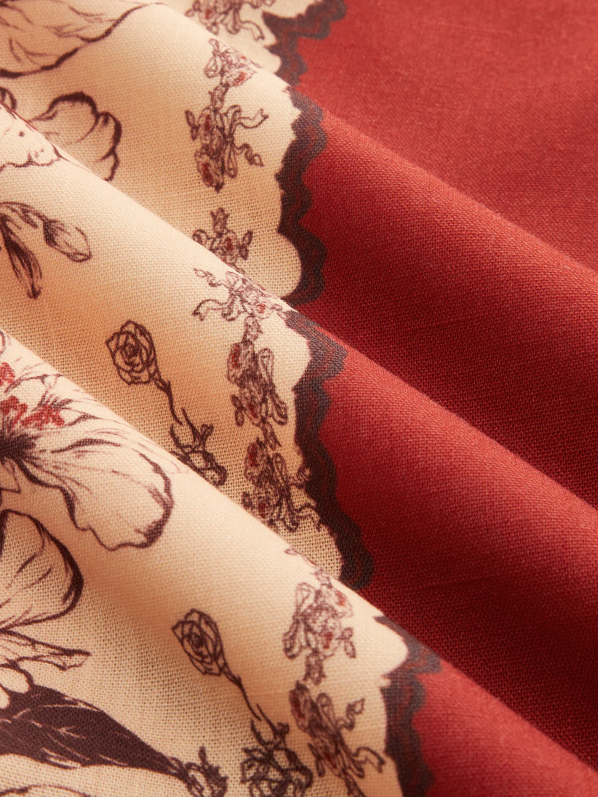 Vintage Floral Sleeveless Shift Dress - Image 3