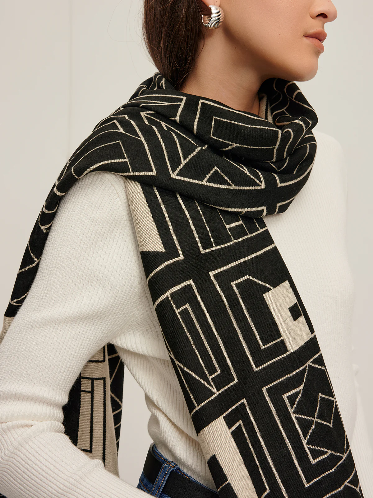 Vintage Two Tone  Letters Scarf - Image 6