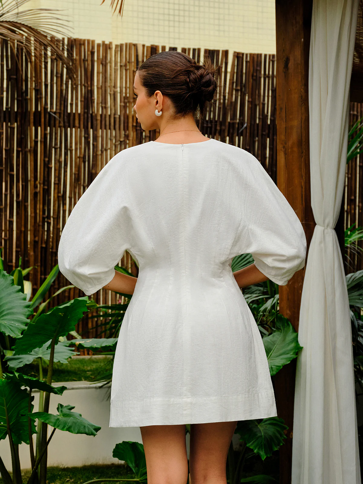 Cotton-Linen Blend V-Neck Puff Sleeve Dress - Image 3