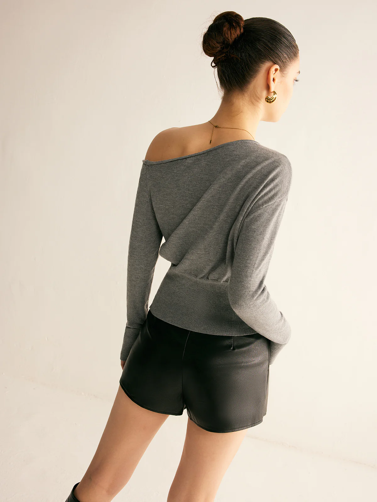 Wool-Blend Asymmetrical Slit Top - Image 5