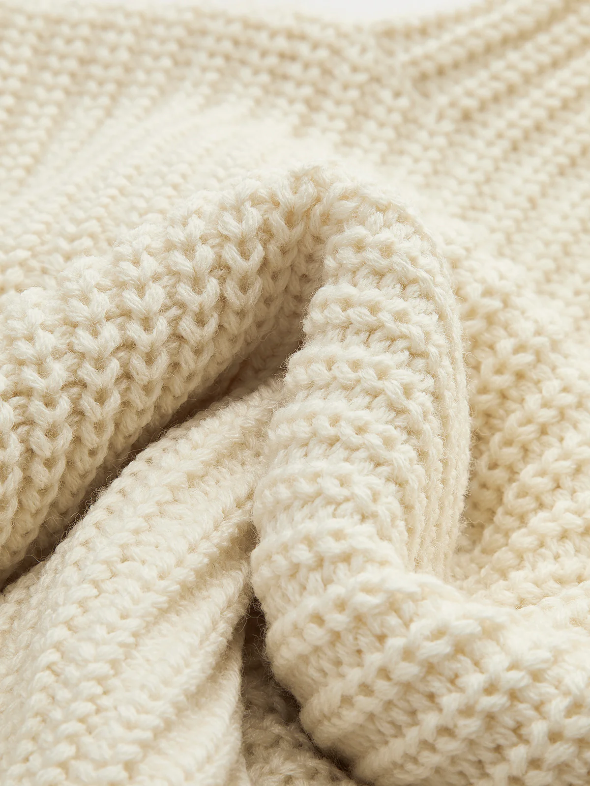 Wool-Blend Bell Sleeve Crop Shift Sweater - Image 4