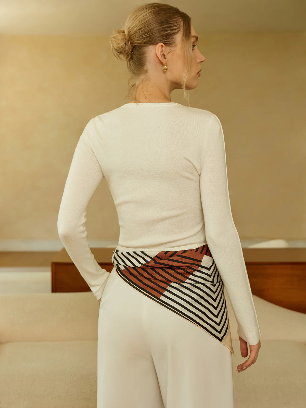 Wool Blend Button-Detailed Neck Sweater - Image 5