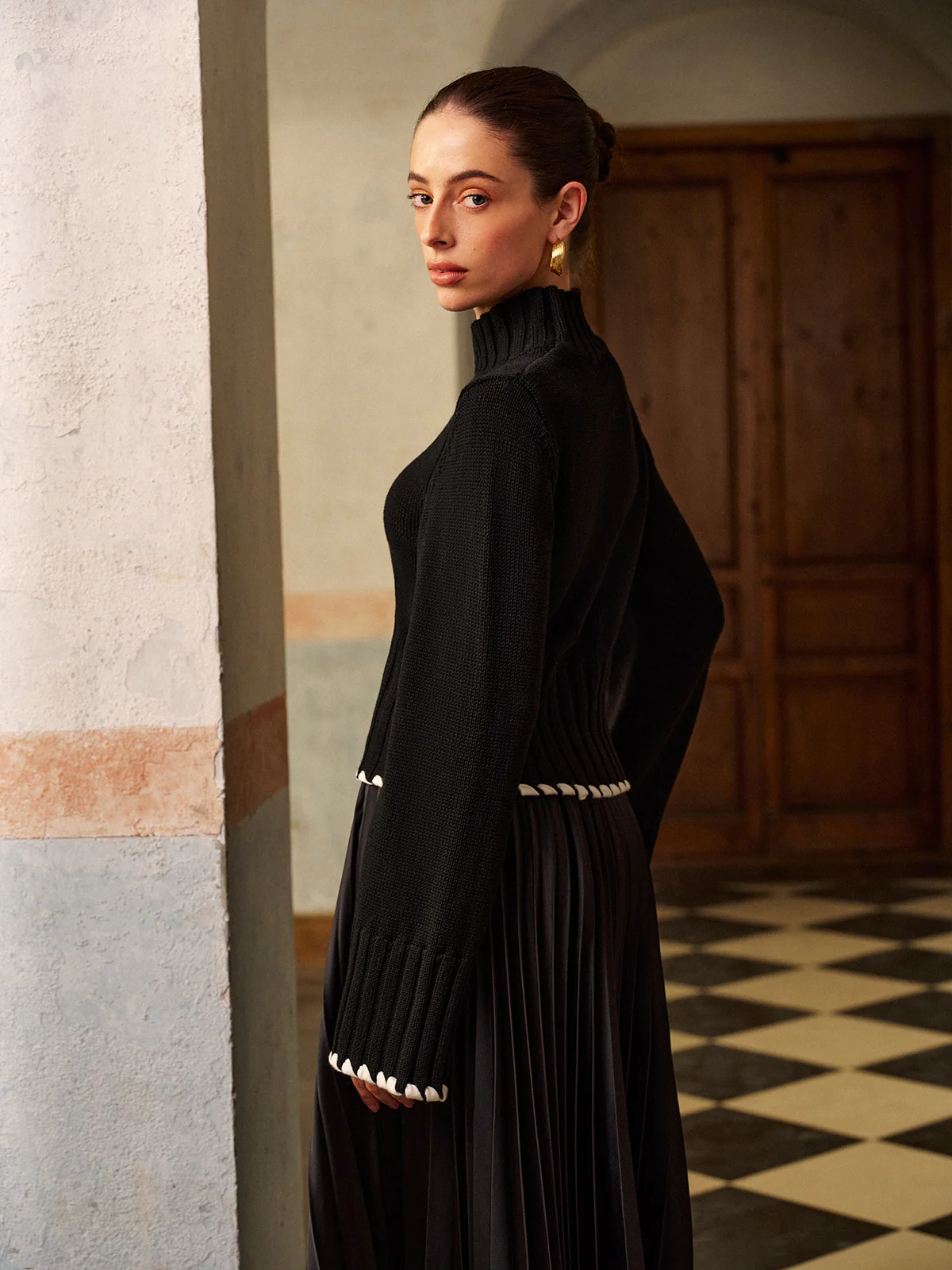 Wool-Blend Contrast Binding Ribbed Knit Top - Image 4