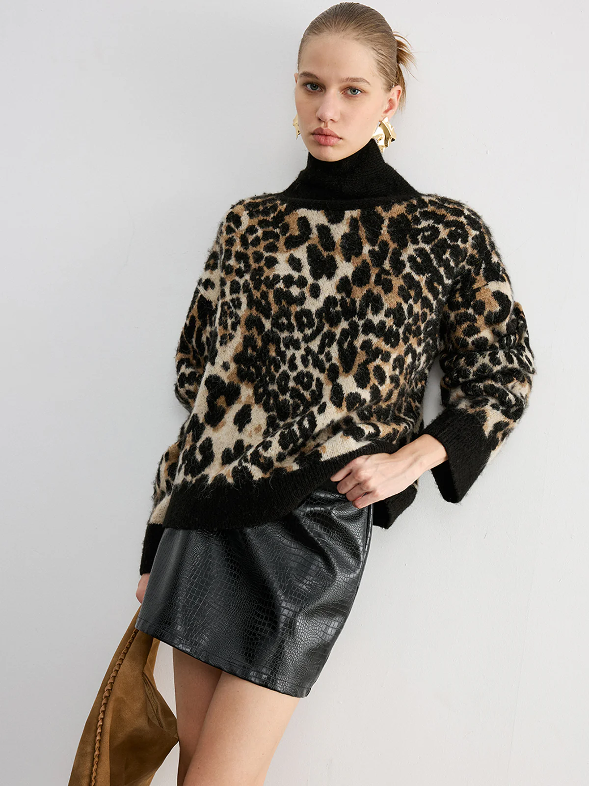 Wool Blend Leopard Turtleneck Knit Top - Image 3
