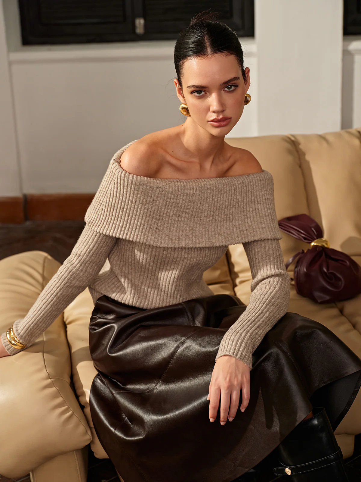 Wool-Blend Plain Off-Shoulder Sweater - Image 5
