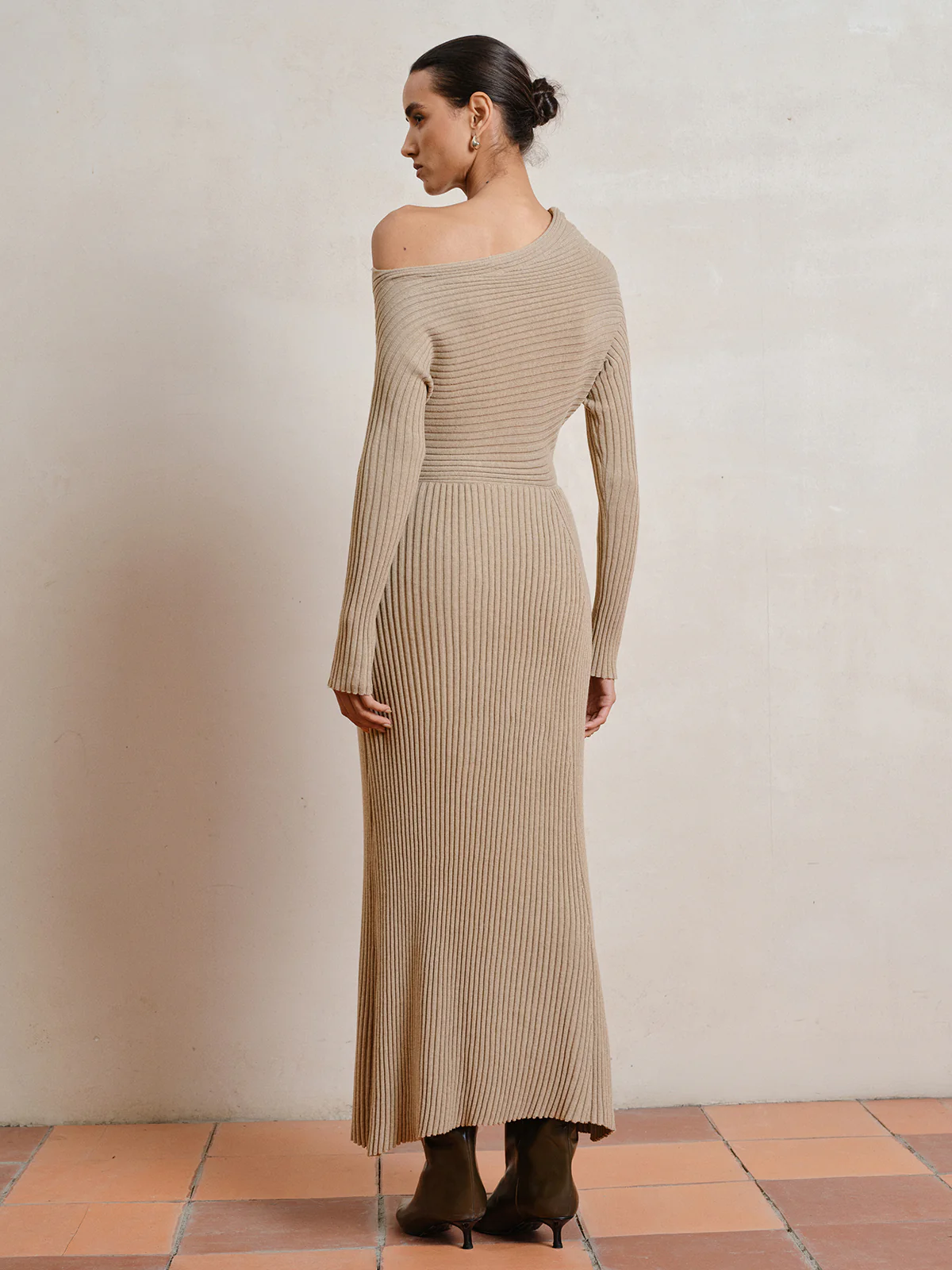 Wool-Blend Slit Knit Maxi Dress without Belt - Image 5