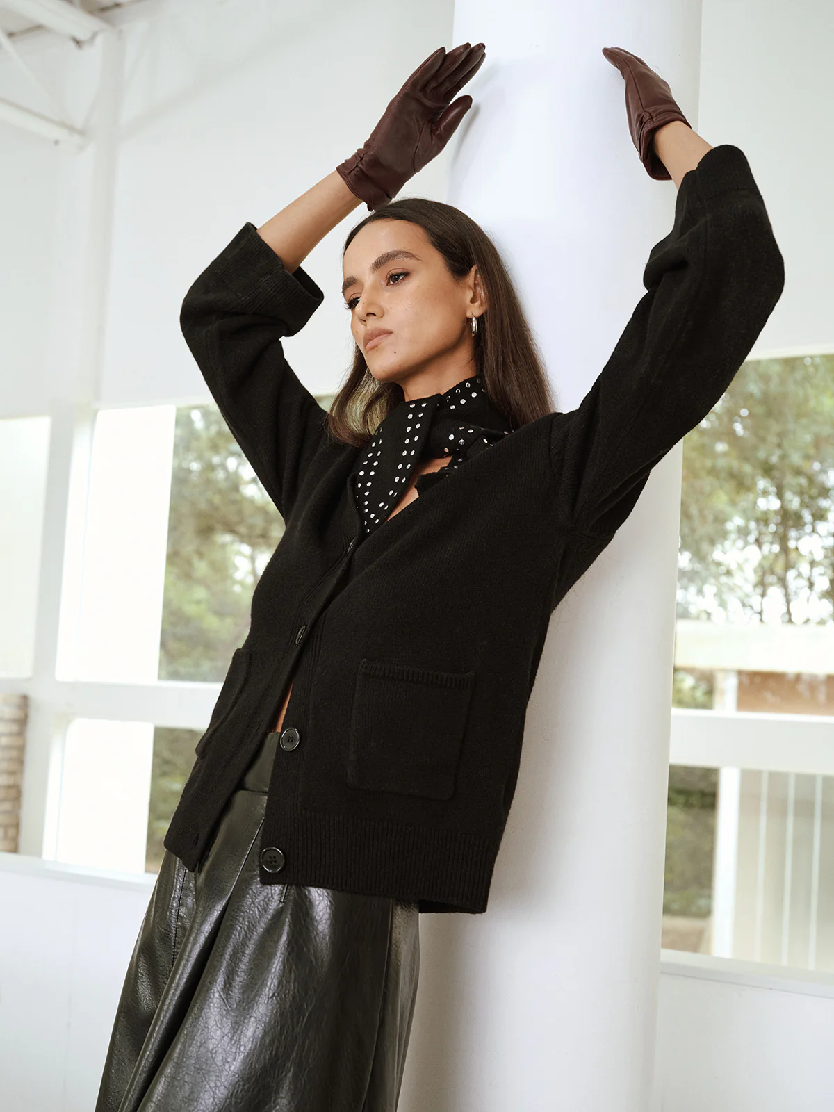 Wool Blend V-Neck Cardigan with Studded Scarf - Image 5