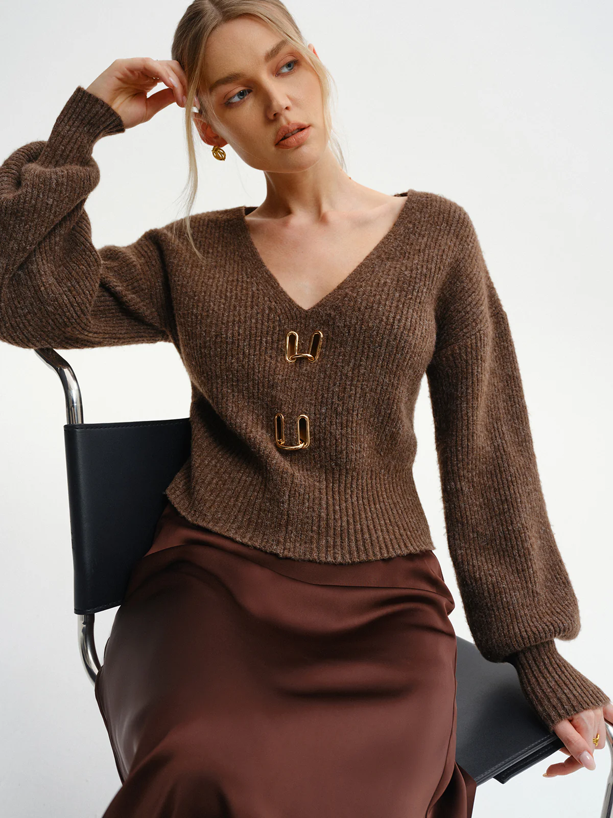 Wool-Blend V-Neck Sweater - Image 7