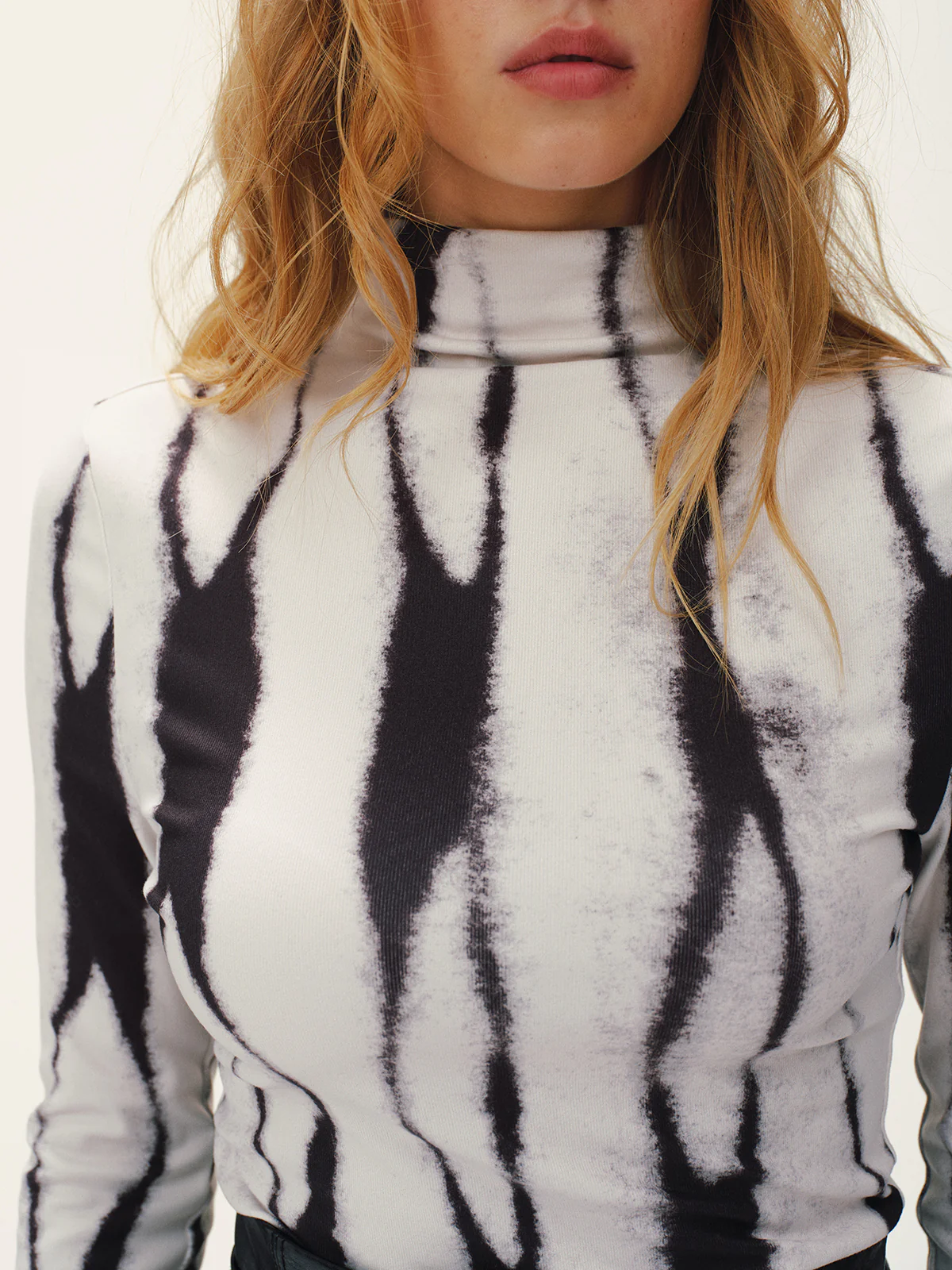 Zebra Print Turtleneck Long-Sleeve Top - Image 4