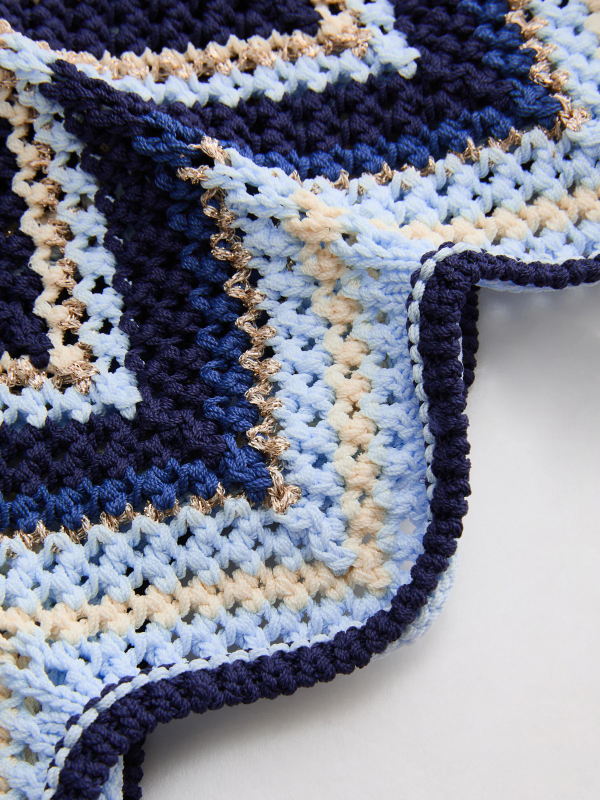 Zigzag Wave Crochet Sleeveless Knit Tank Top - Image 4