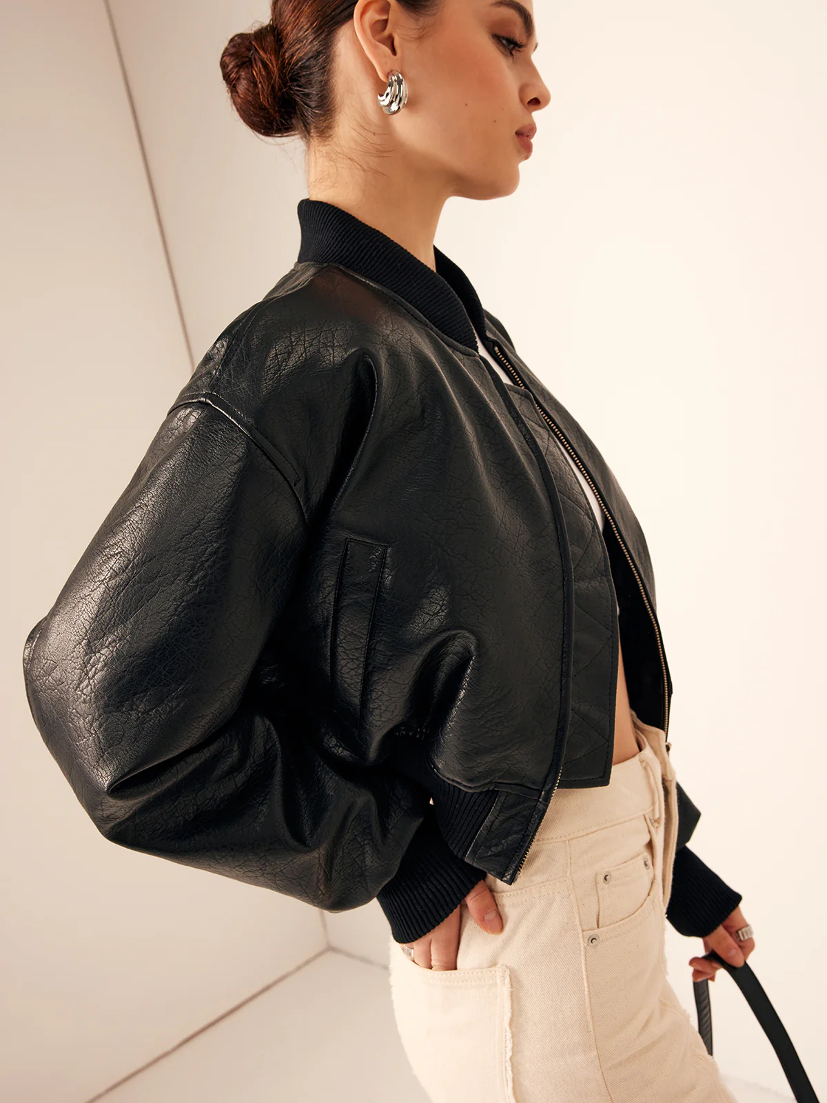 Zip Pockets PU Leather Short Jacket - Image 4